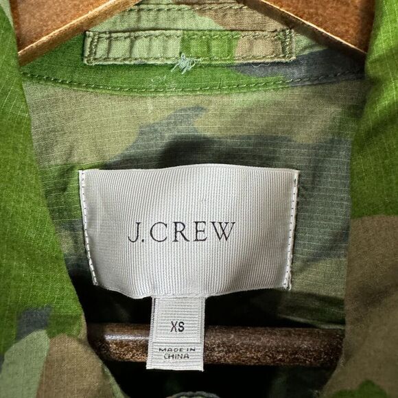 J. Crew Boyfriend Fatigue Jacket Womens Size XS Green Camo Button Full Zip Field - Picture 5 of 11